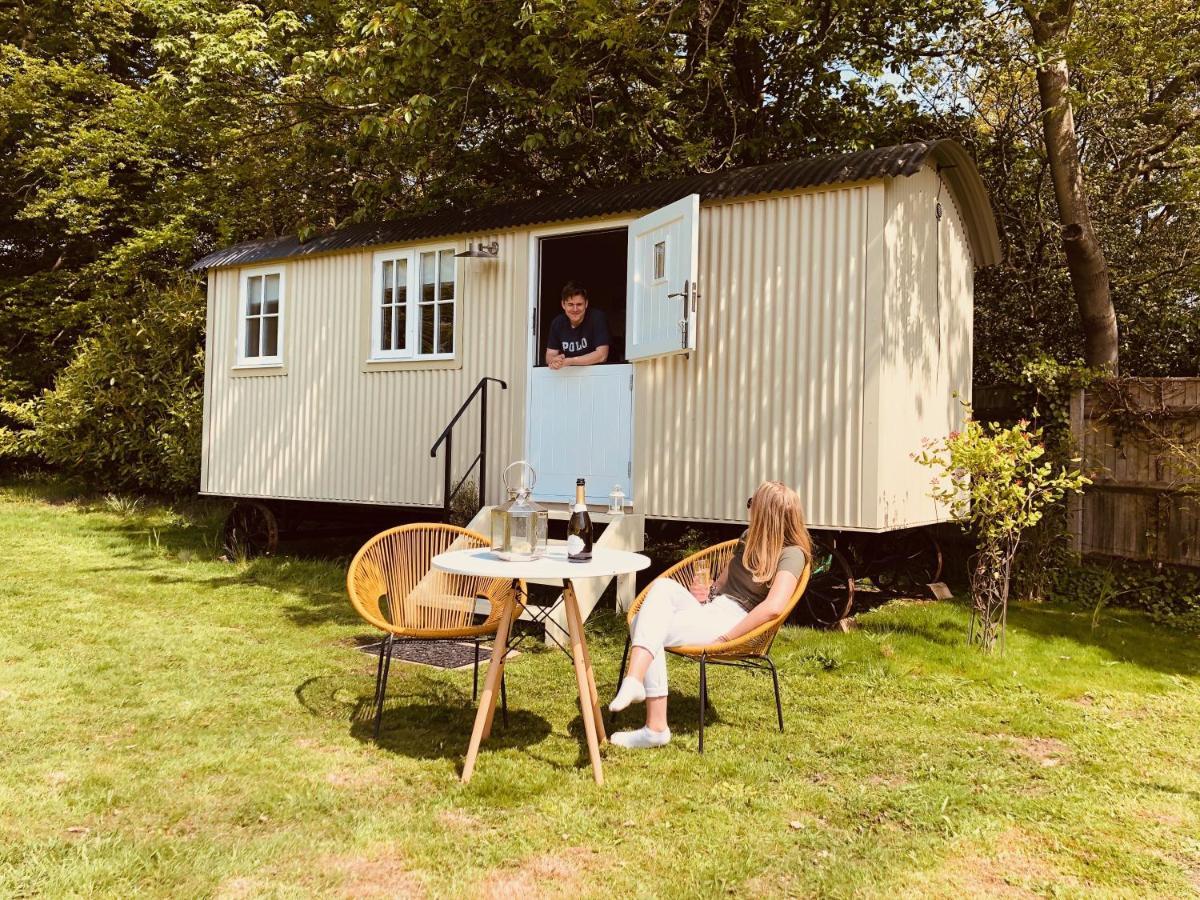 Somerleyton Meadows - The Hideaway Hut & Hot Tub Herringfleet Экстерьер фото